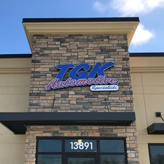 Exterior Illuminated Dimensional Building Sign for Automotive Services in Hugo, MN